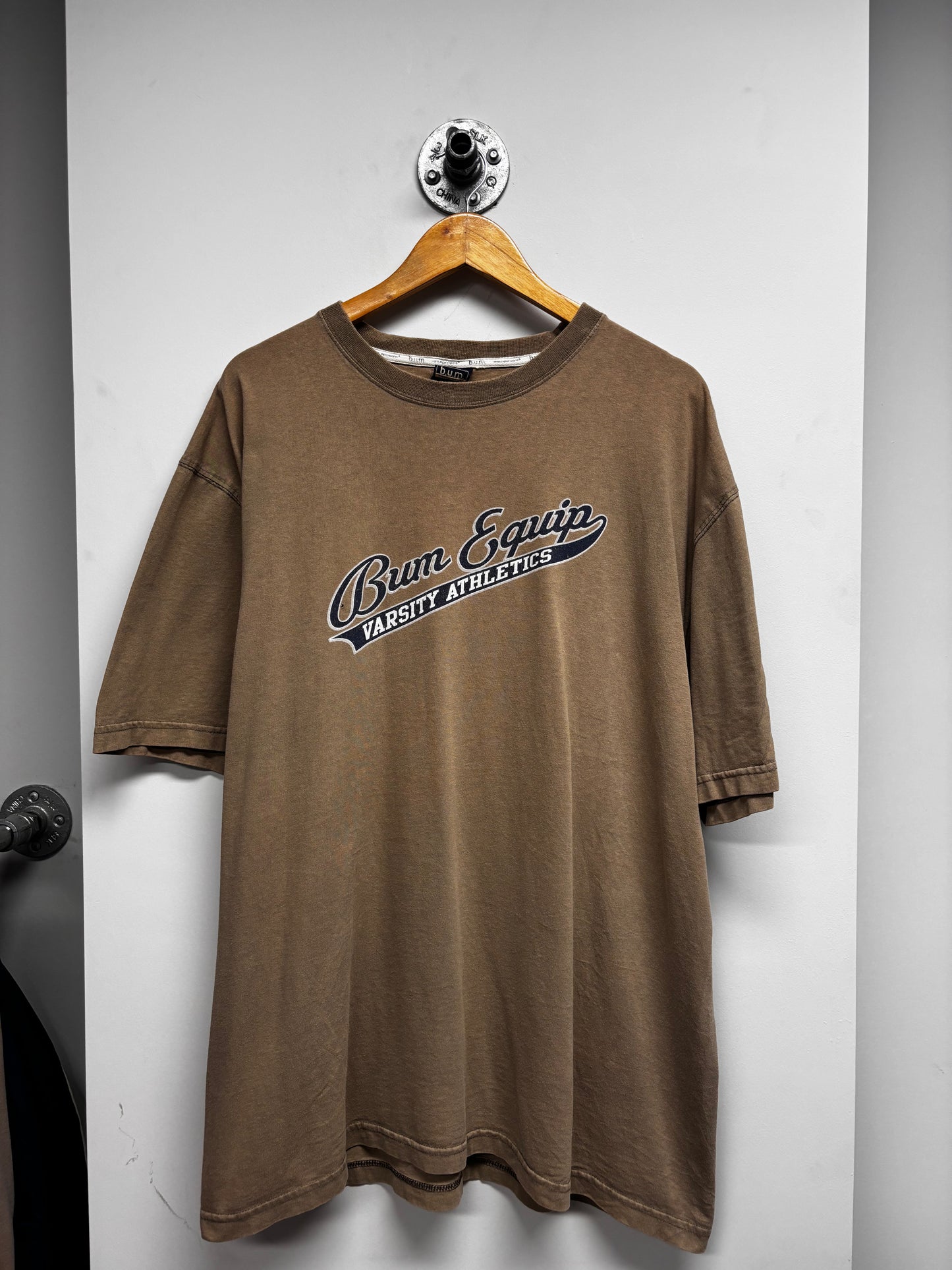 VINTAGE BUM EQUIPMENT TSHIRT (L)