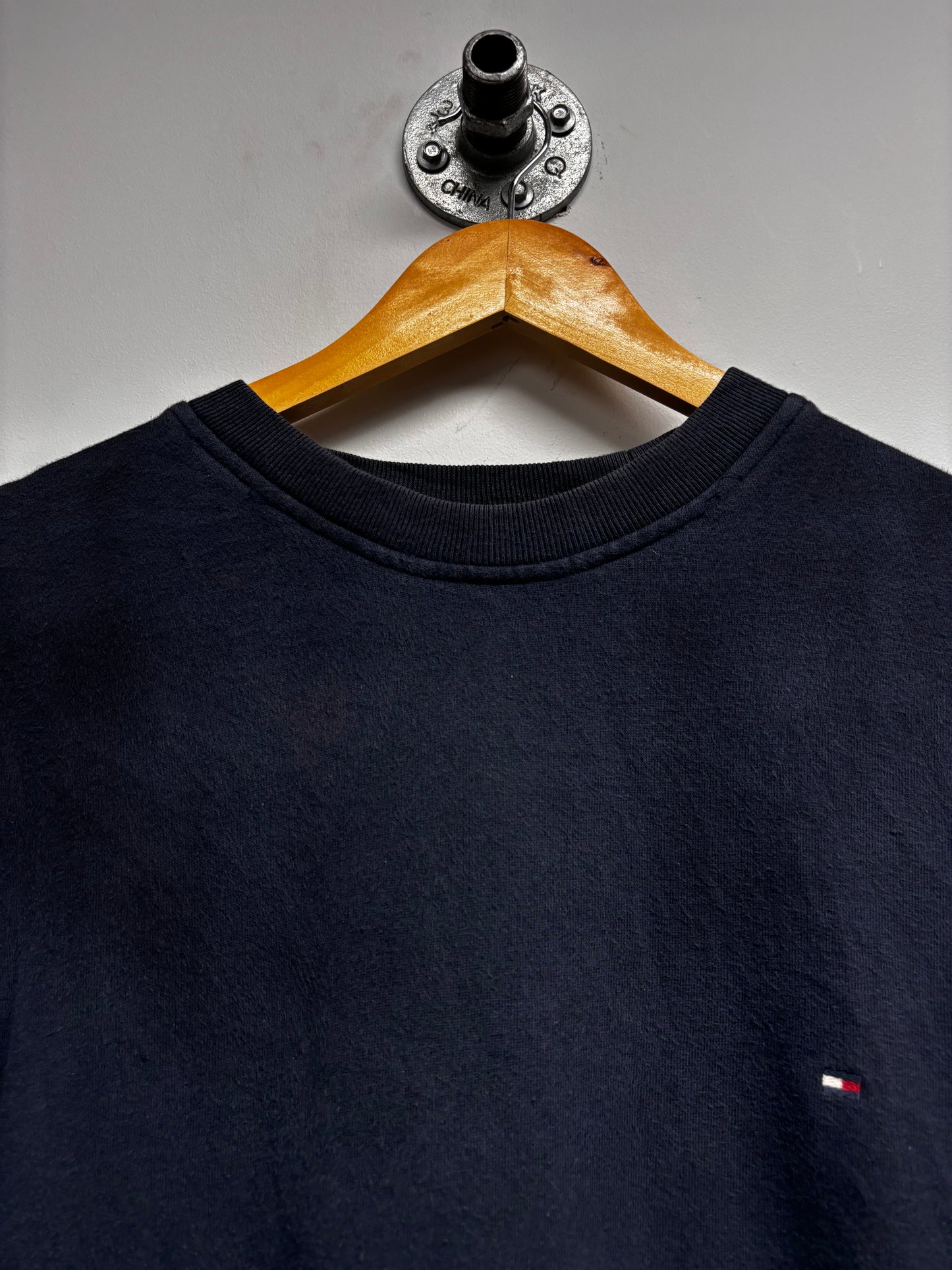 VINTAGE TOMMY HILFIGER CREWNECK JUMPER (L)