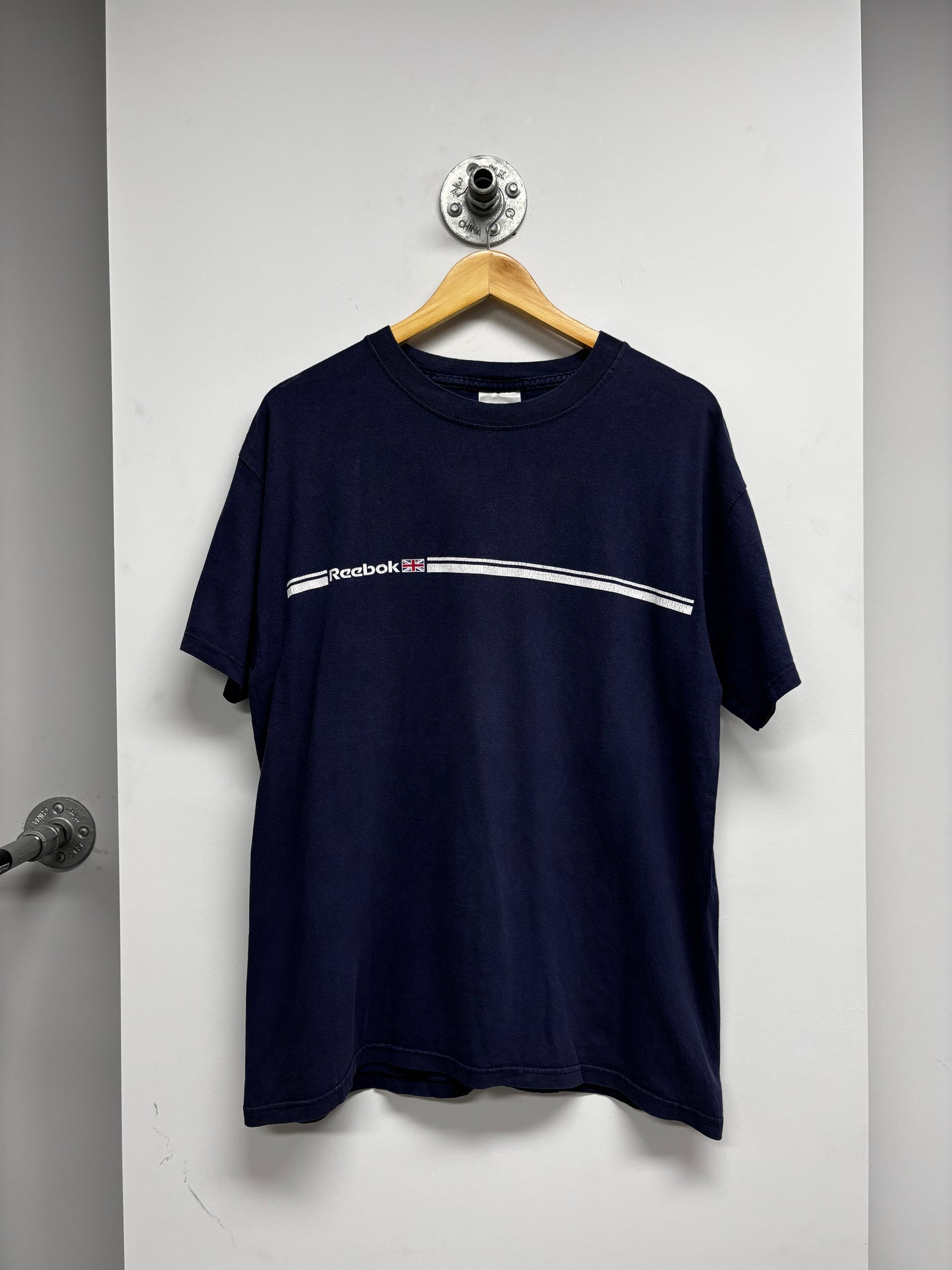 VINTAGE REEBOK TSHIRT (M)