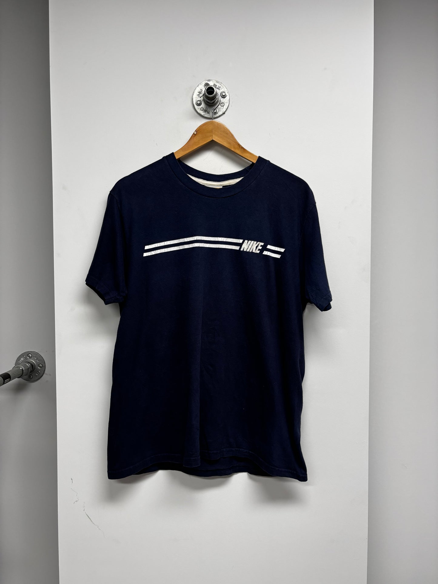 VINTAGE NIKE TSHIRT (M)