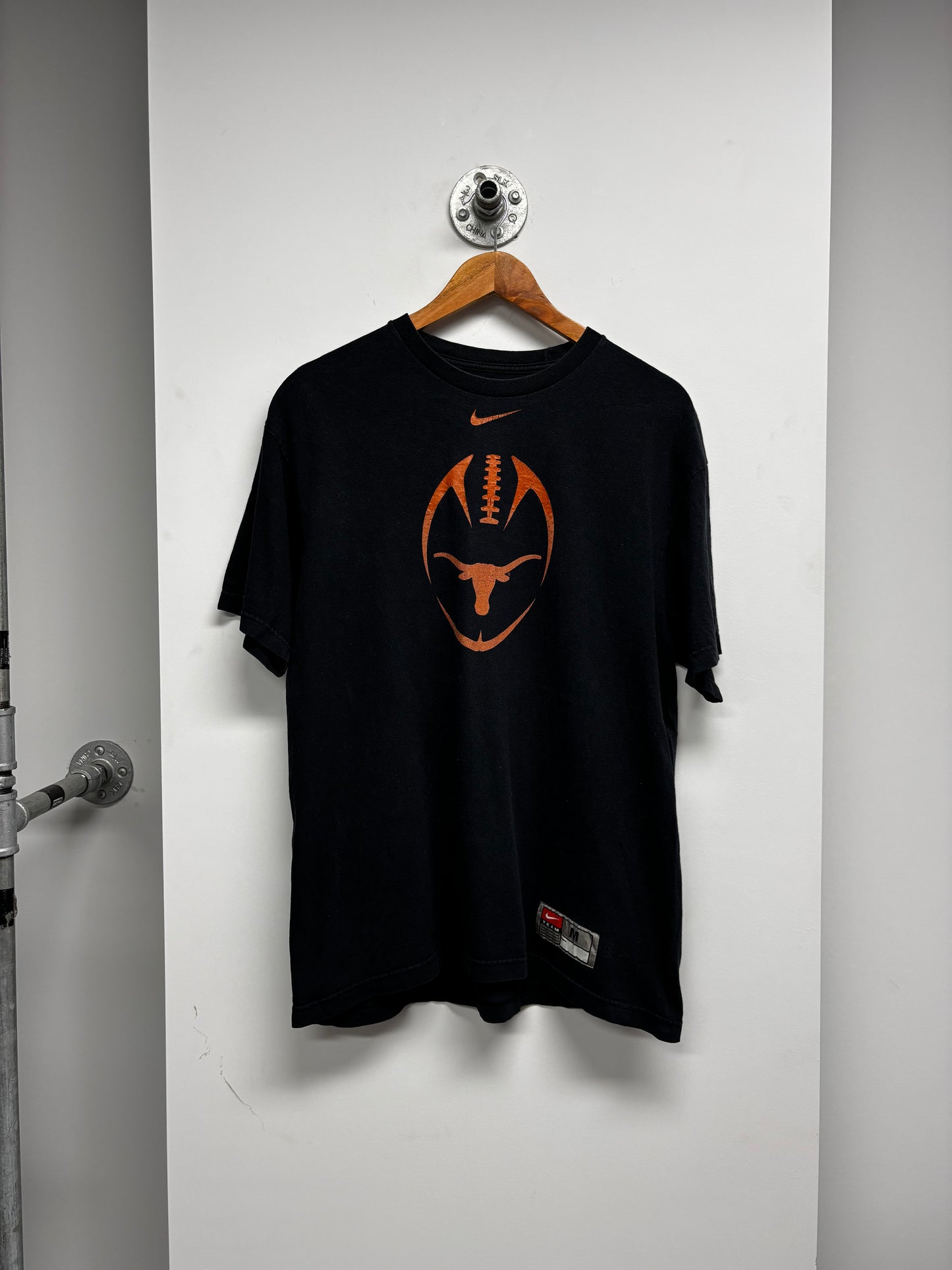 NIKE TEXAS FOOTBALL TSHIRT (L)