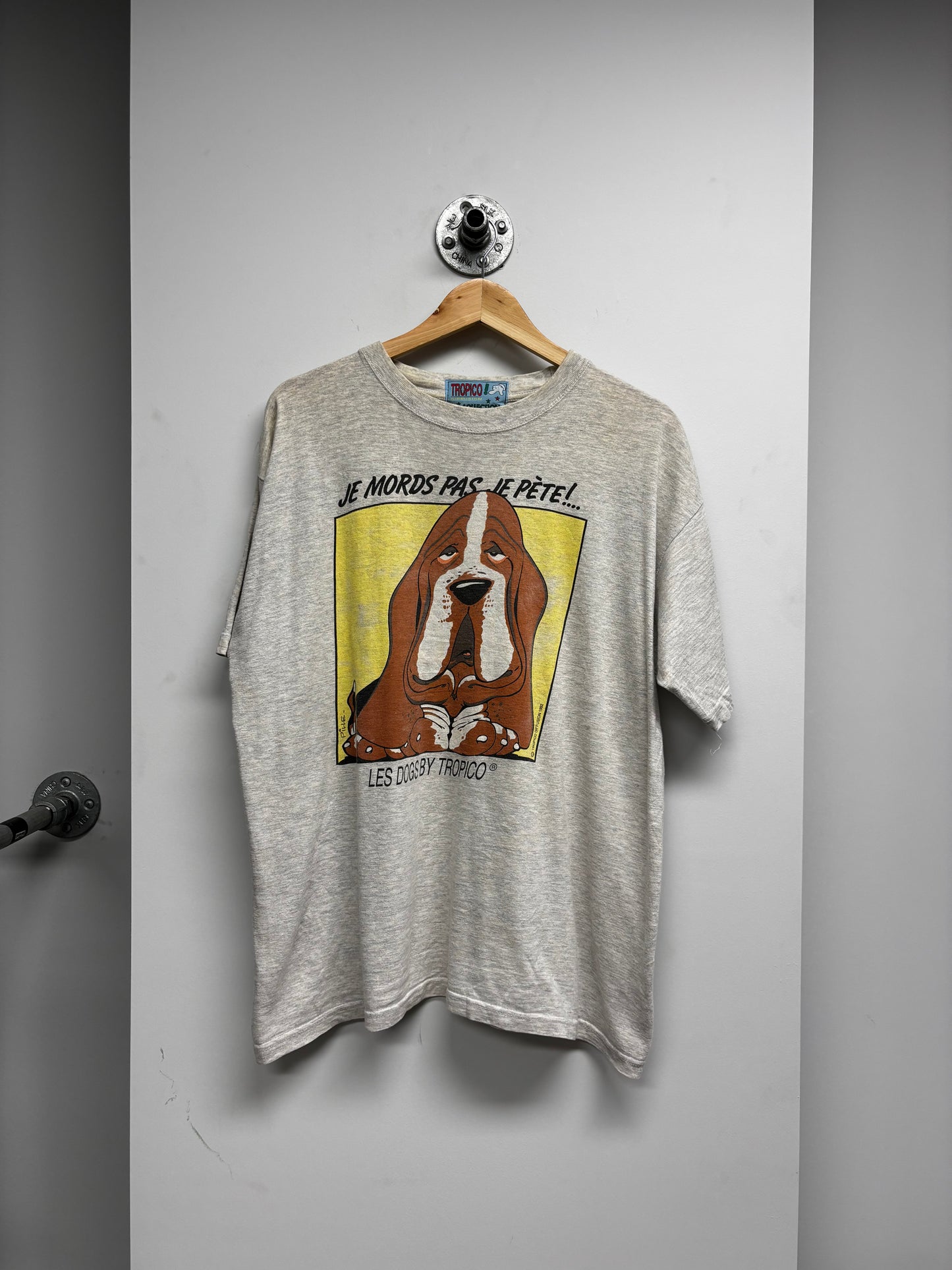 VINTAGE DOG TROPICO TSHIRT (XL)