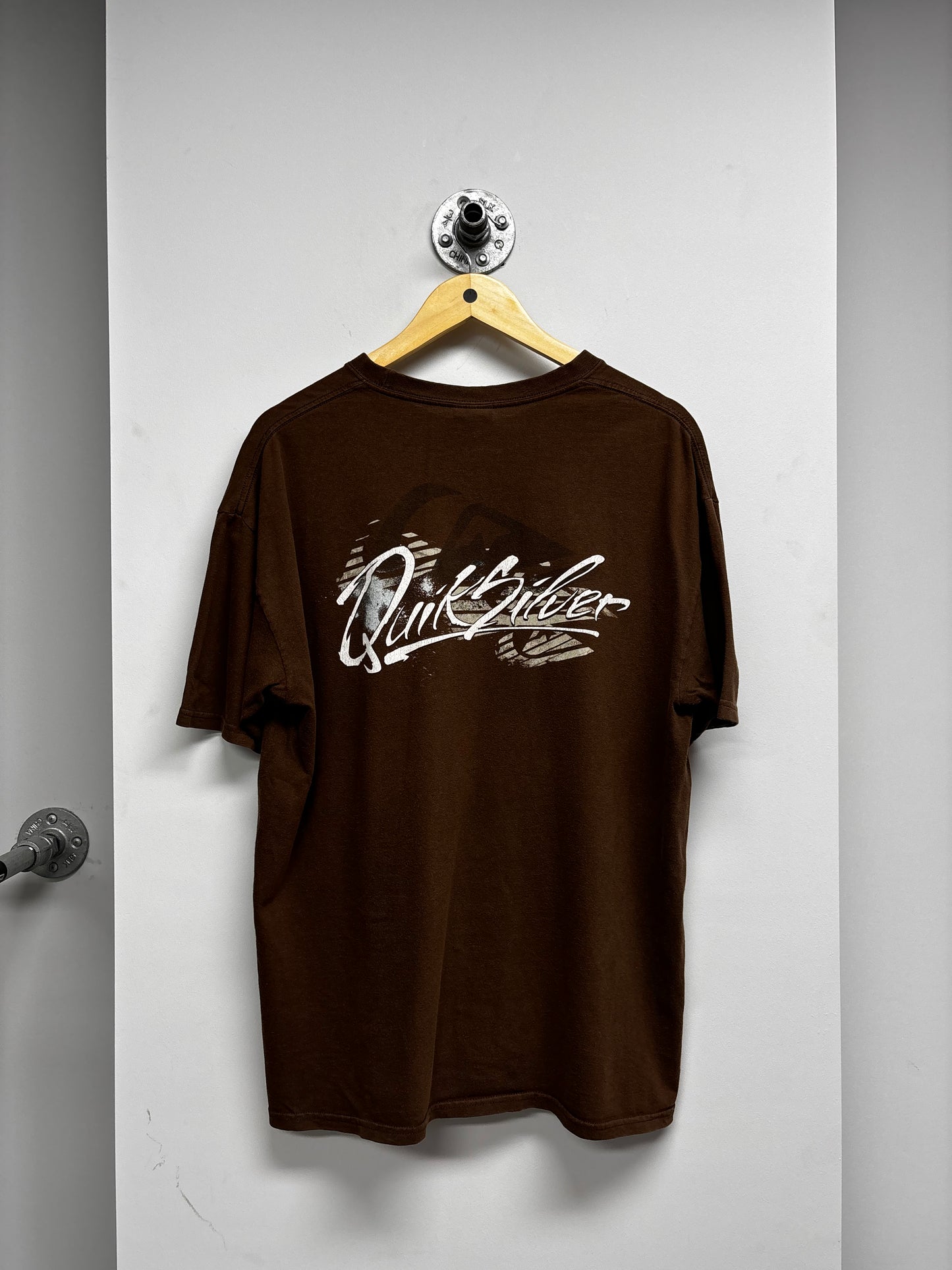 VINTAGE QUICKSILVER SURF TSHIRT (L)