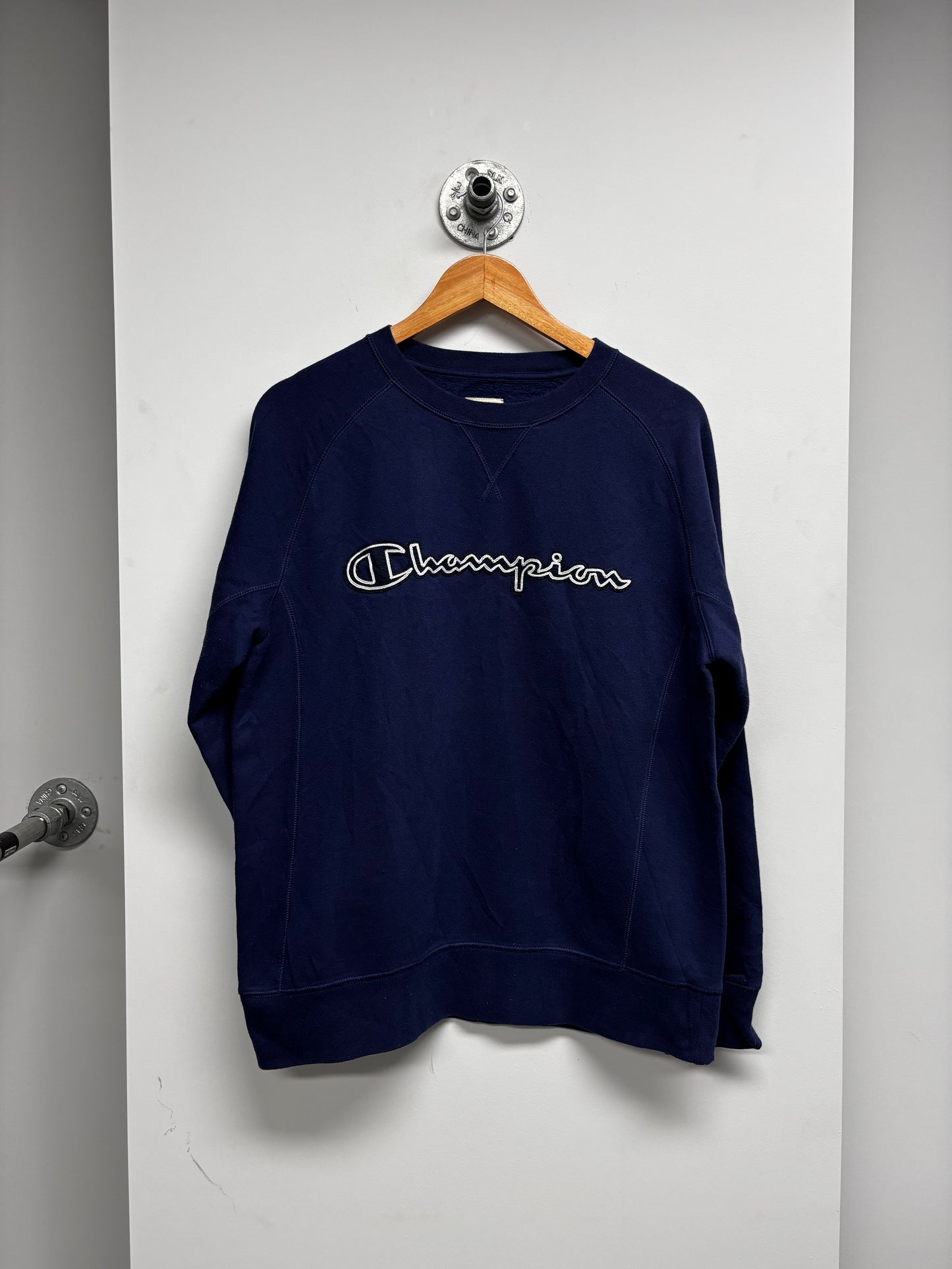 CHAMPION CREWNECK JUMPER (M)