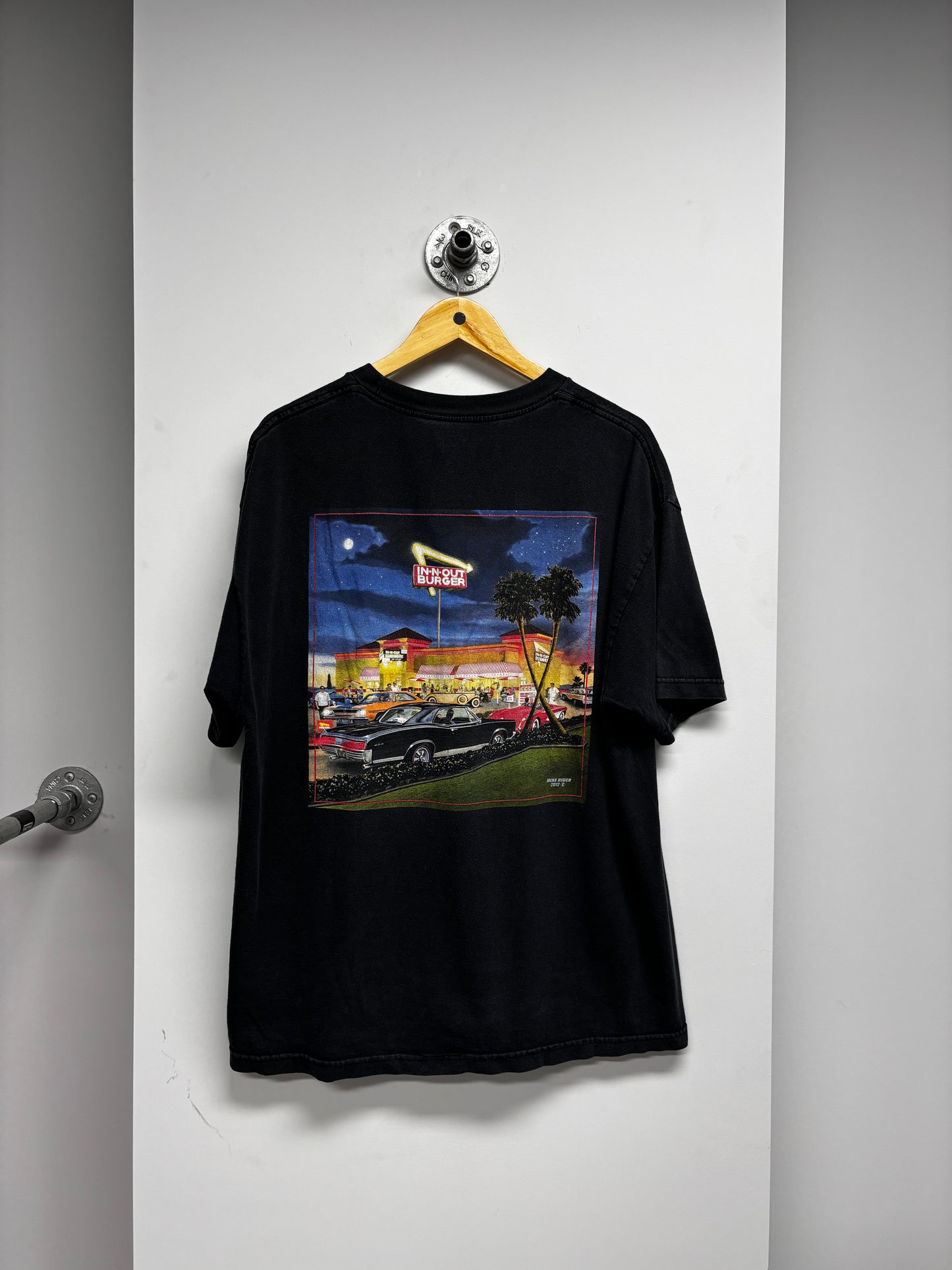 IN-N-OUT BURGER ARIZONA TSHIRT (XL)