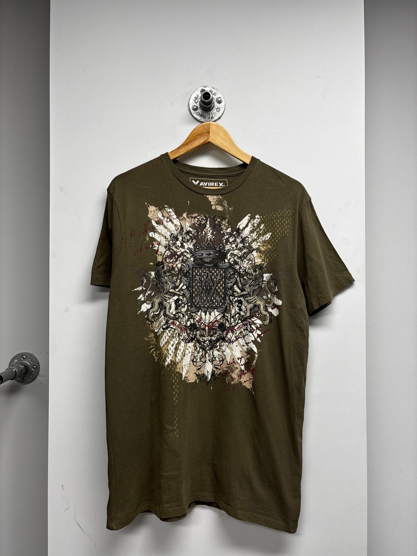 AVIREX AFFLICTION STYLE GRAPHIC TSHIRT (L)