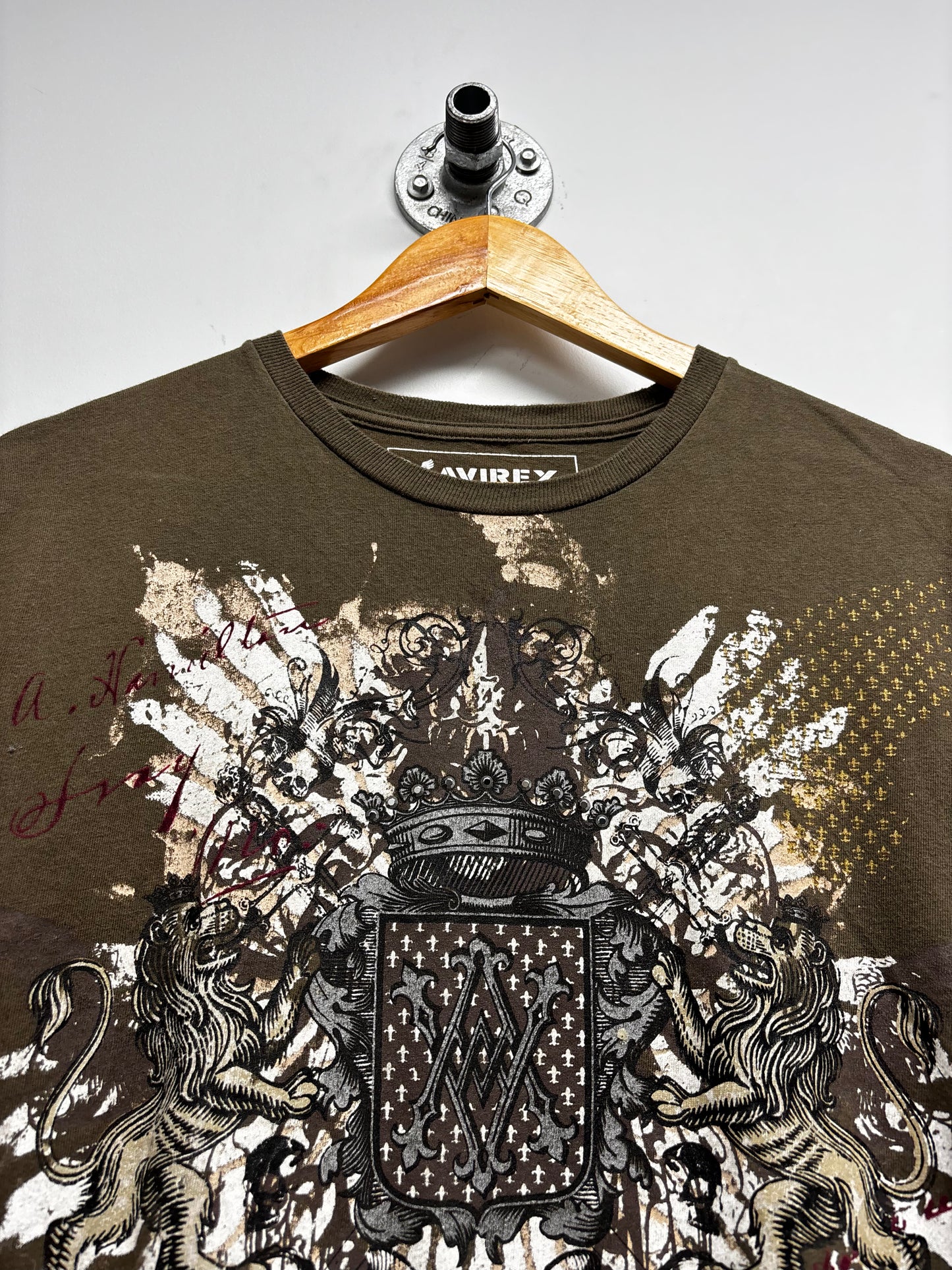 AVIREX AFFLICTION STYLE GRAPHIC TSHIRT (L)