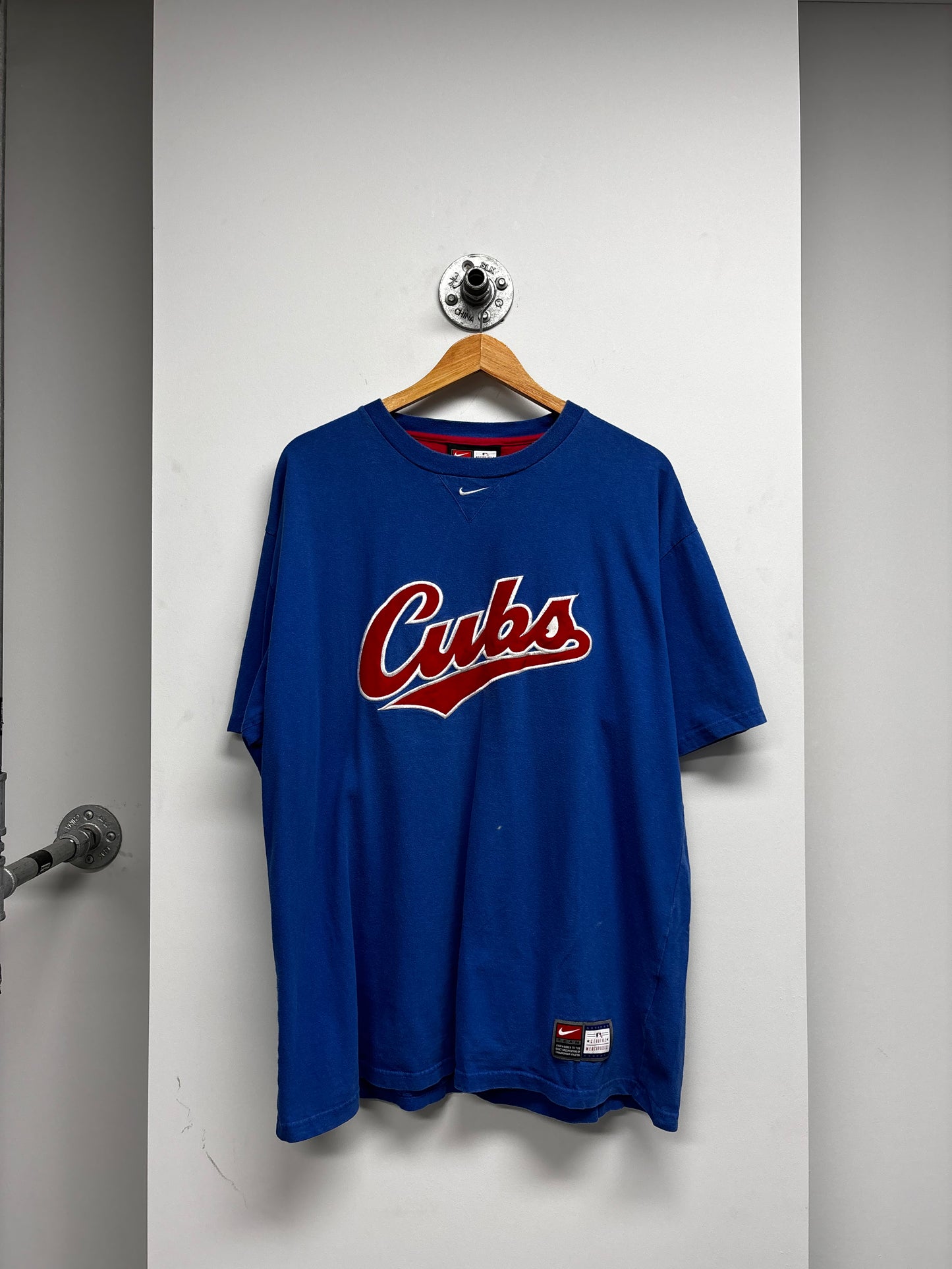 VINTAGE NIKE CHICAGO CUBS MLB TSHIRT (L)