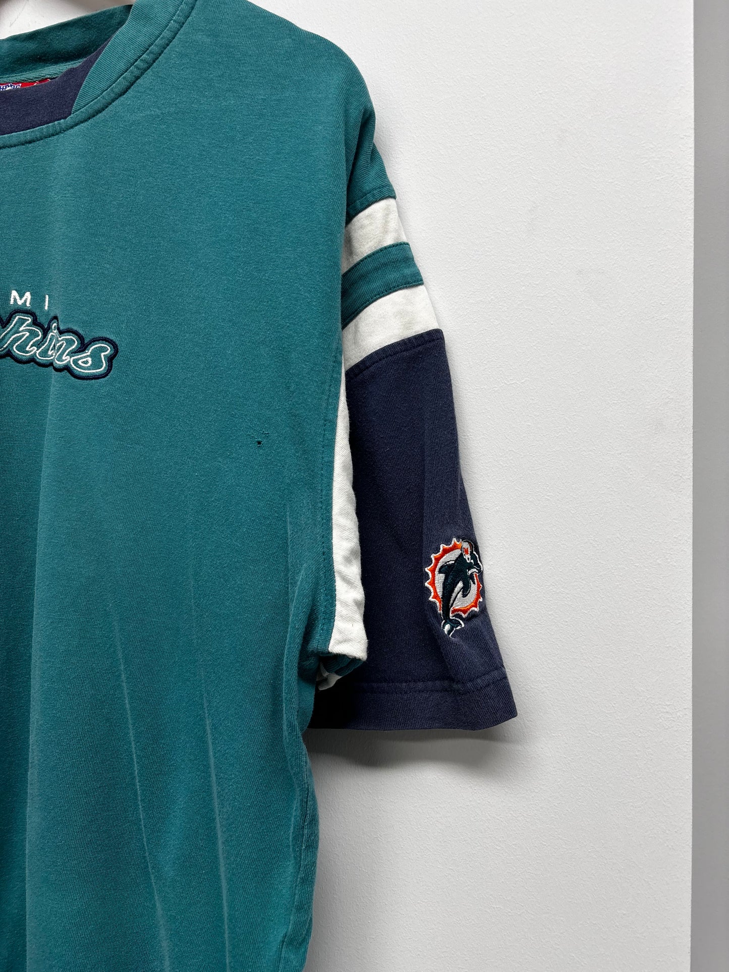 VINTAGE MIAMI DOLPHINS NFL TSHIRT (L)