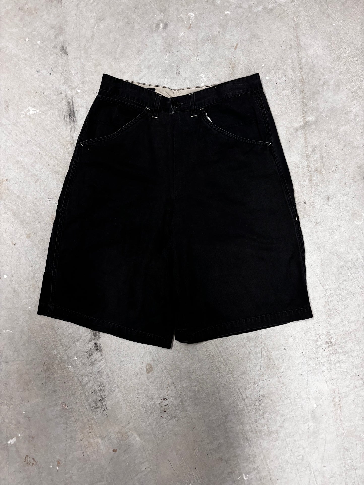 VINTAGE BLACK CARPENTER JORTS (30")
