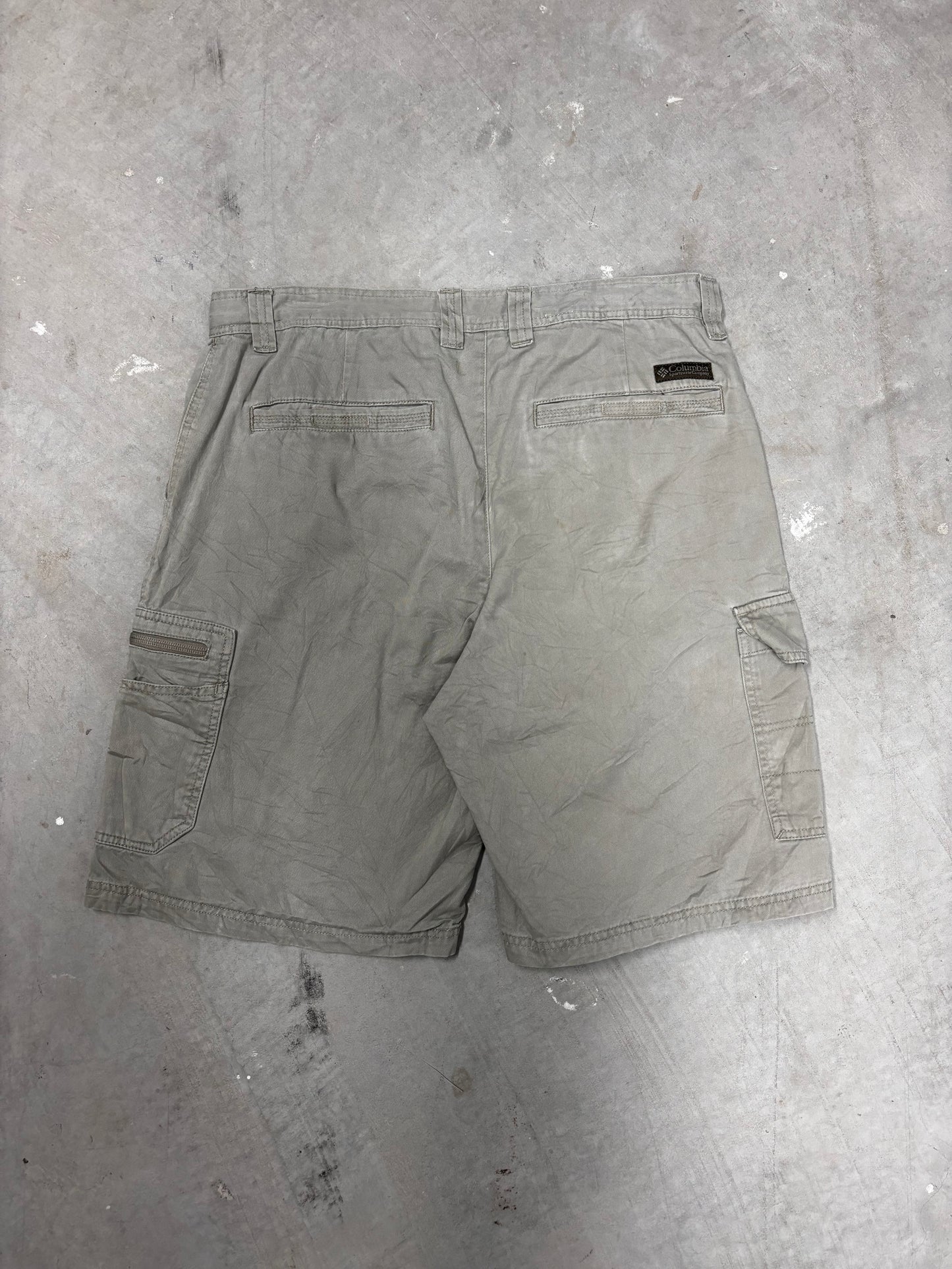 VINTAGE CARGO JORTS (34")