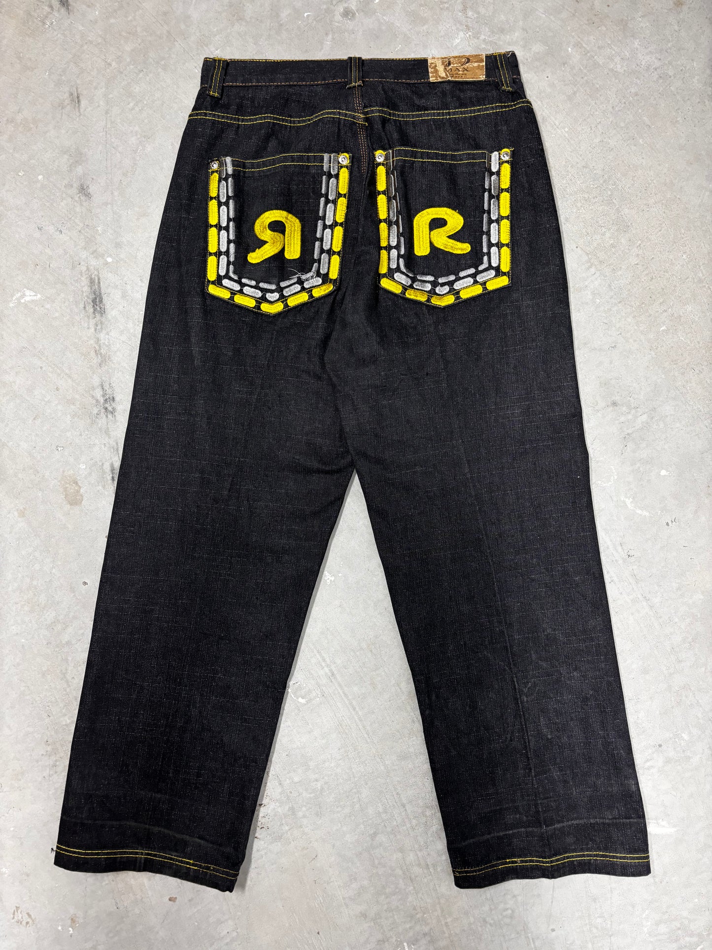 VINTAGE ROCAWEAR EMBROIDED JEANS (34")