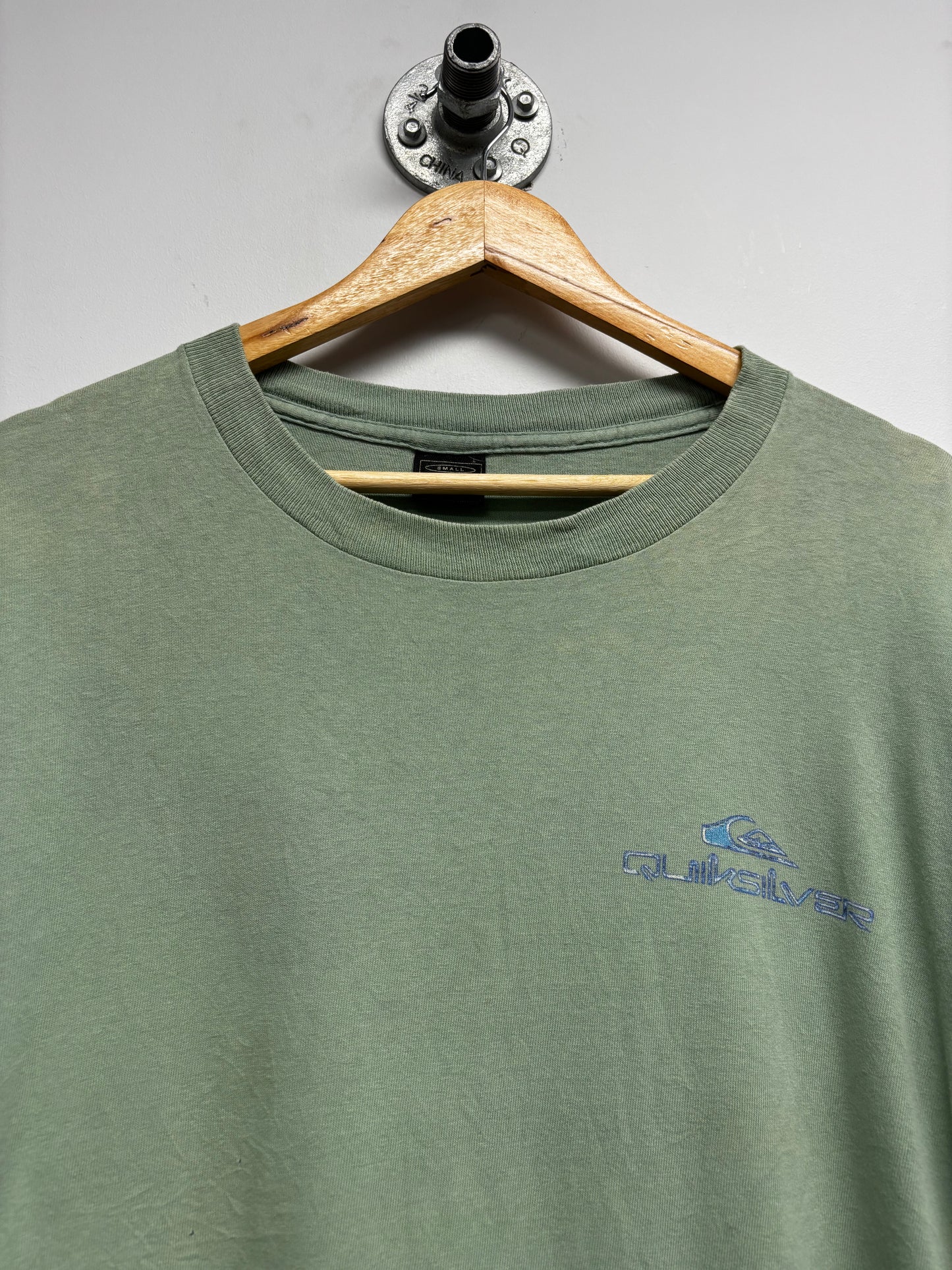 VINTAGE QUIKSILVER SURF TSHIRT (M)