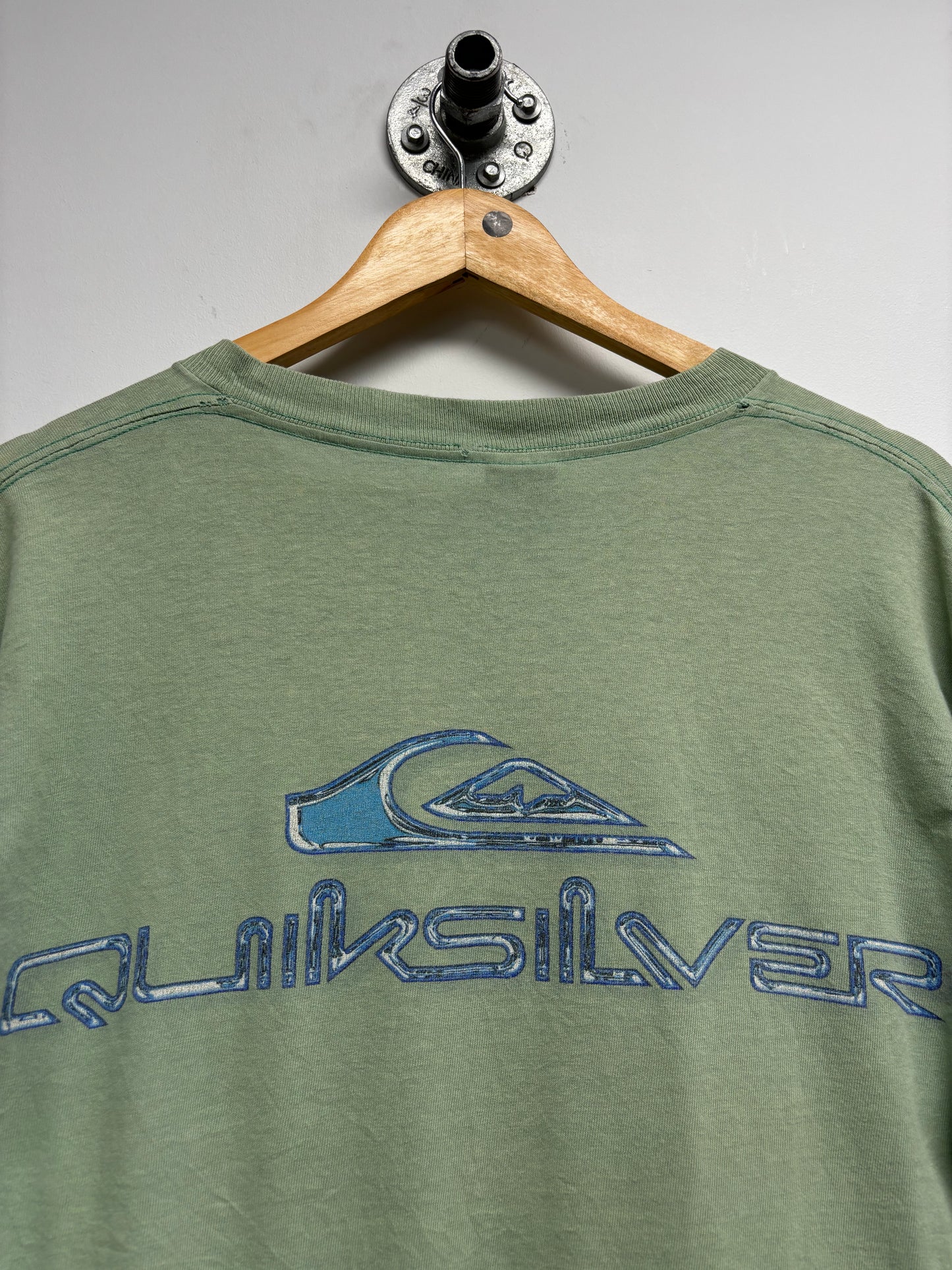 VINTAGE QUIKSILVER SURF TSHIRT (M)