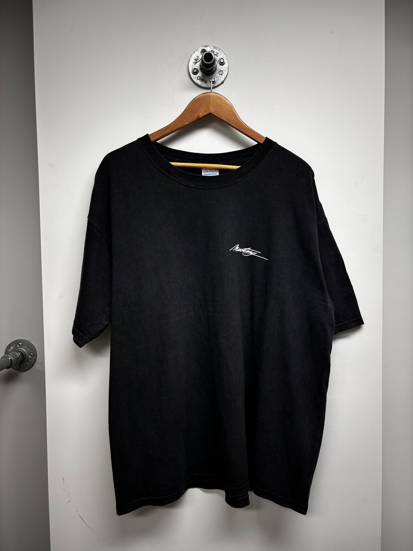 VINTAGE MUSTANG GRAPHIC TSHIRT (XL)