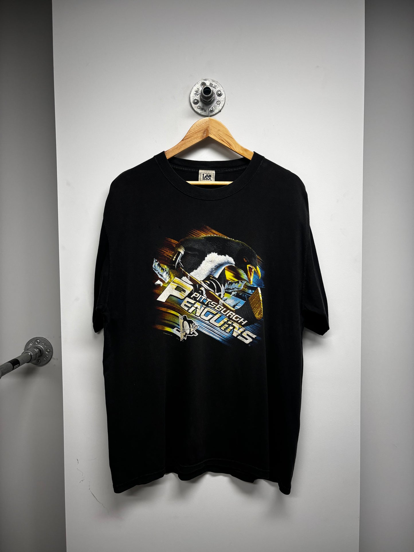 VINTAGE PITTSBURGH PENGUINS NHL TSHIRT (L)