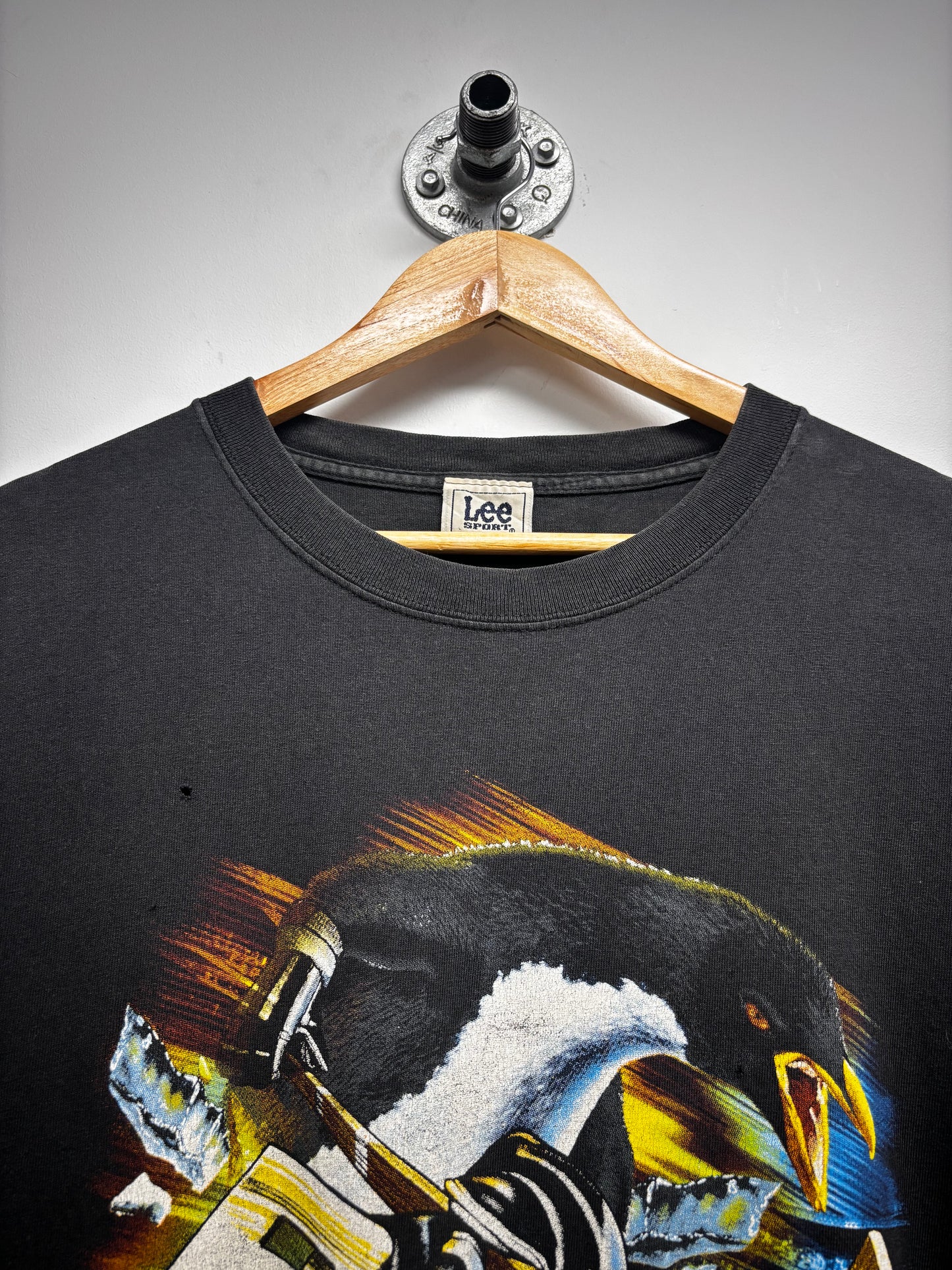 VINTAGE PITTSBURGH PENGUINS NHL TSHIRT (L)