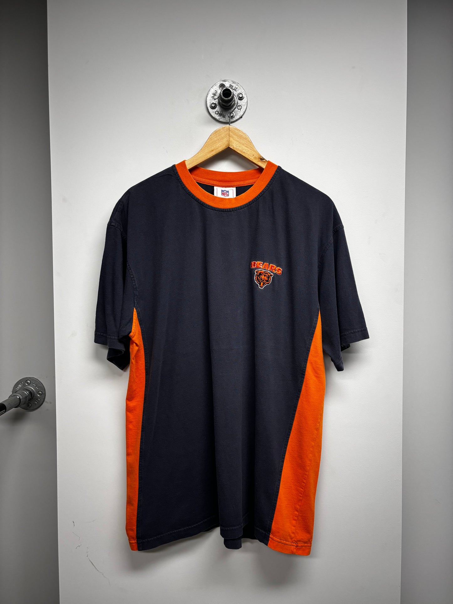 VINTAGE CHICAGO BEARS NFL TSHIRT (XL)