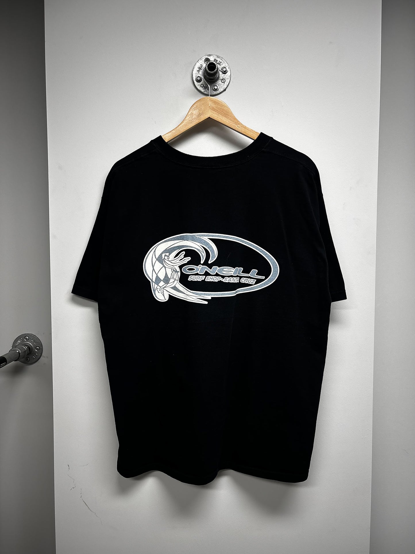 VINTAGE ONEILL SURF TSHIRT (XL)