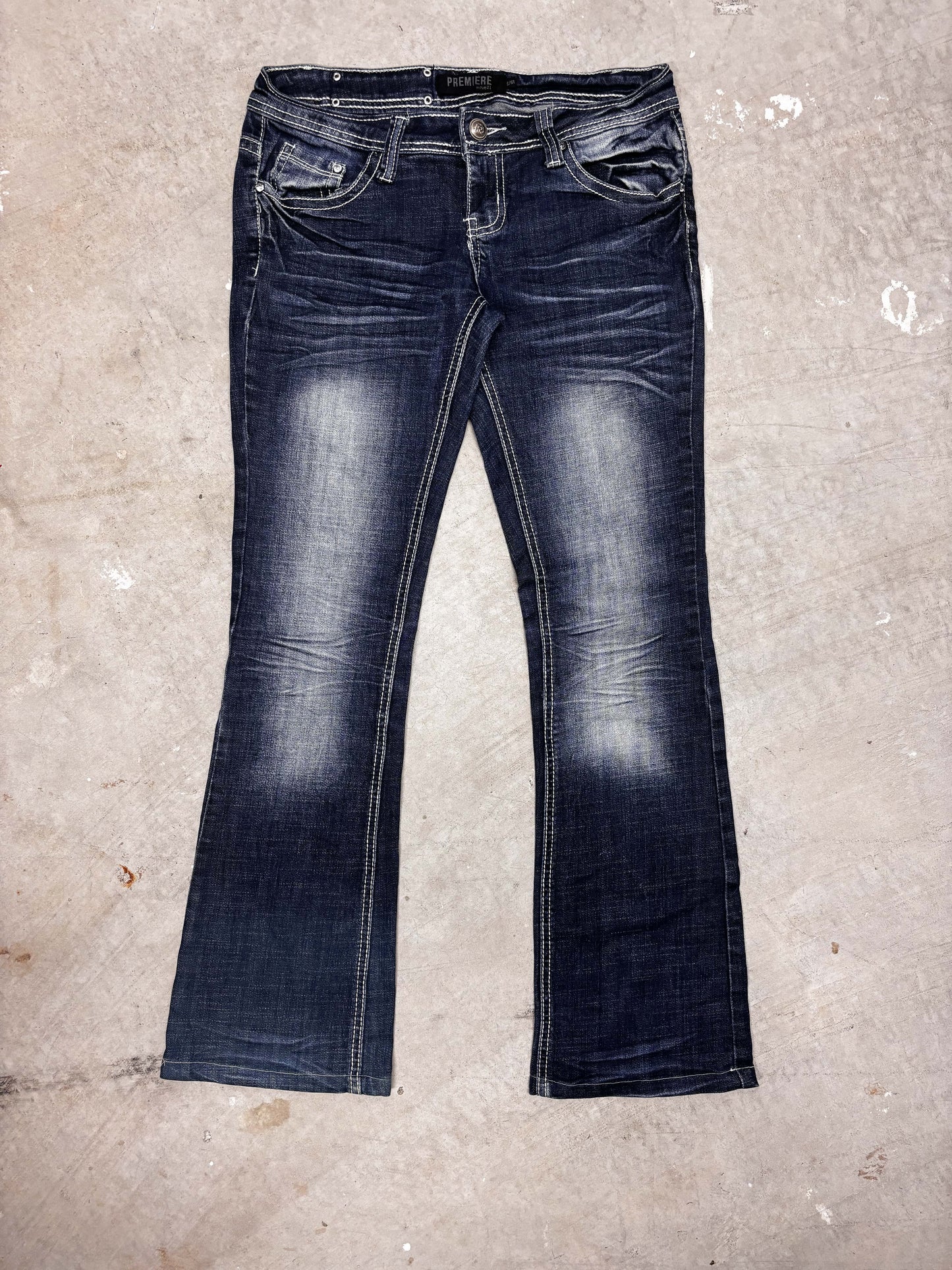 VINTAGE Y2K WOMENS JEANS (33")