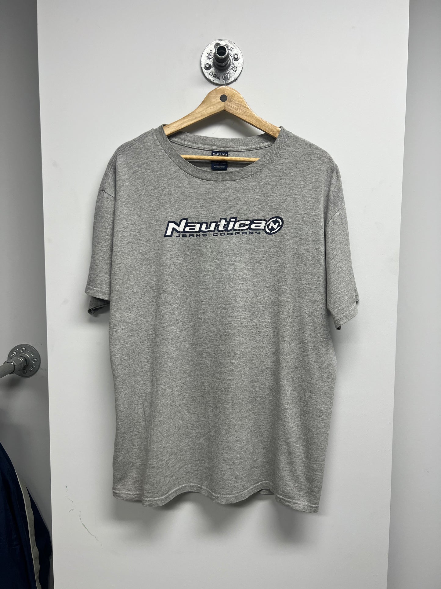 VINTAGE NAUTICA TSHIRT (L)