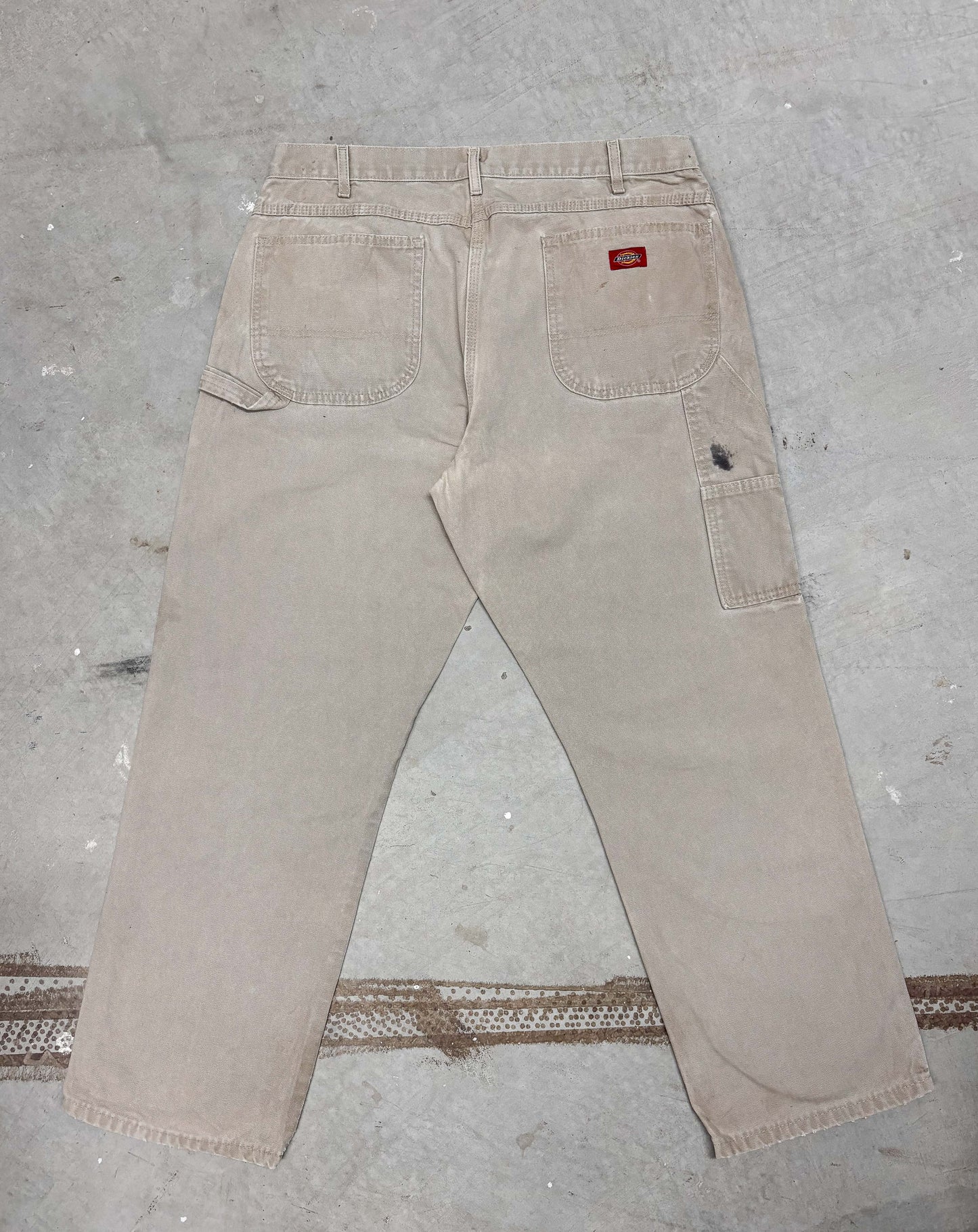 VINTAGE DICKIES CARPENTER PANTS (36)
