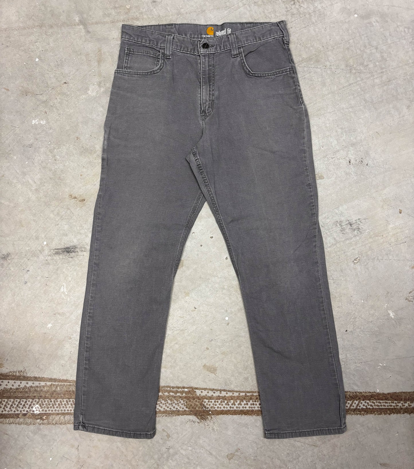 VINTAGE CARHARTT WORKWEAR PANTS (32)