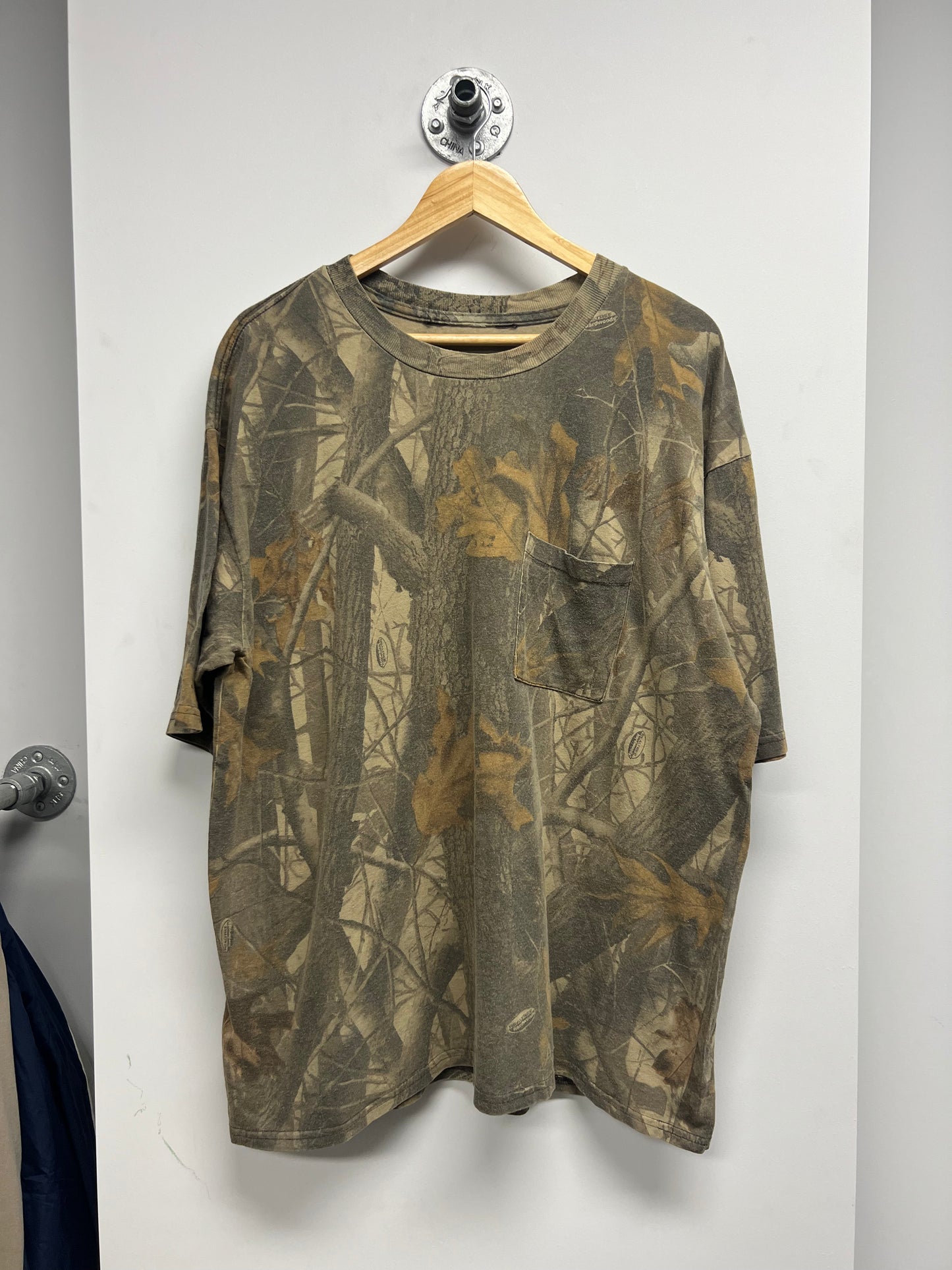 VINTAGE REAL TREE CAMO TSHIRT (XXL)