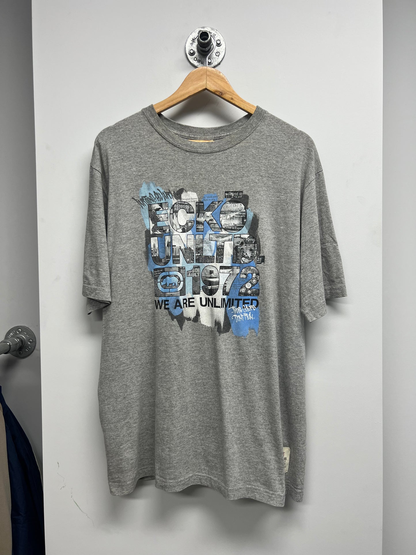 VINTAGE ECKO UNLIMITED GRAPHIC TSHIRT (L)