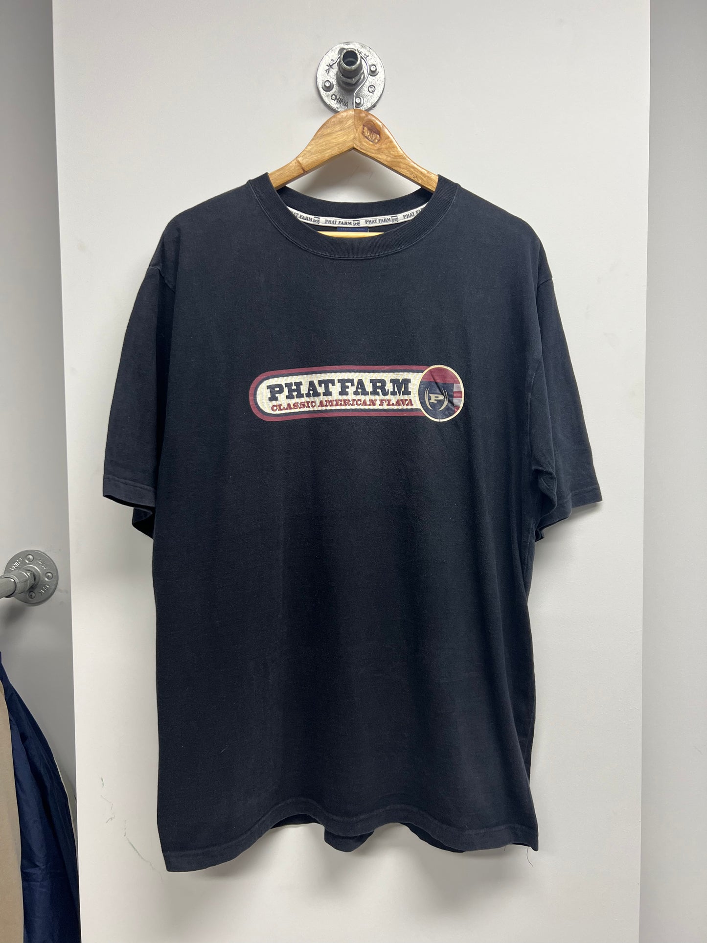 VINTAGE PHAT FARM LOGO TSHIRT (XL)