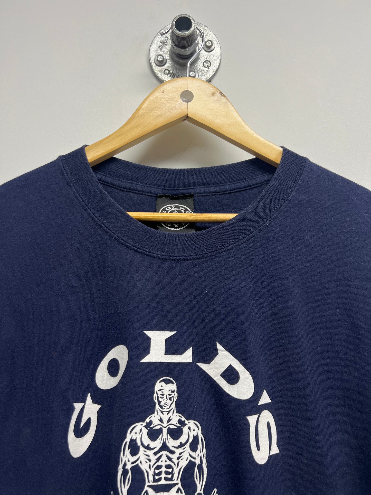 VINTAGE GOLDS GYM GRAPHIC TSHIRT (XXL)