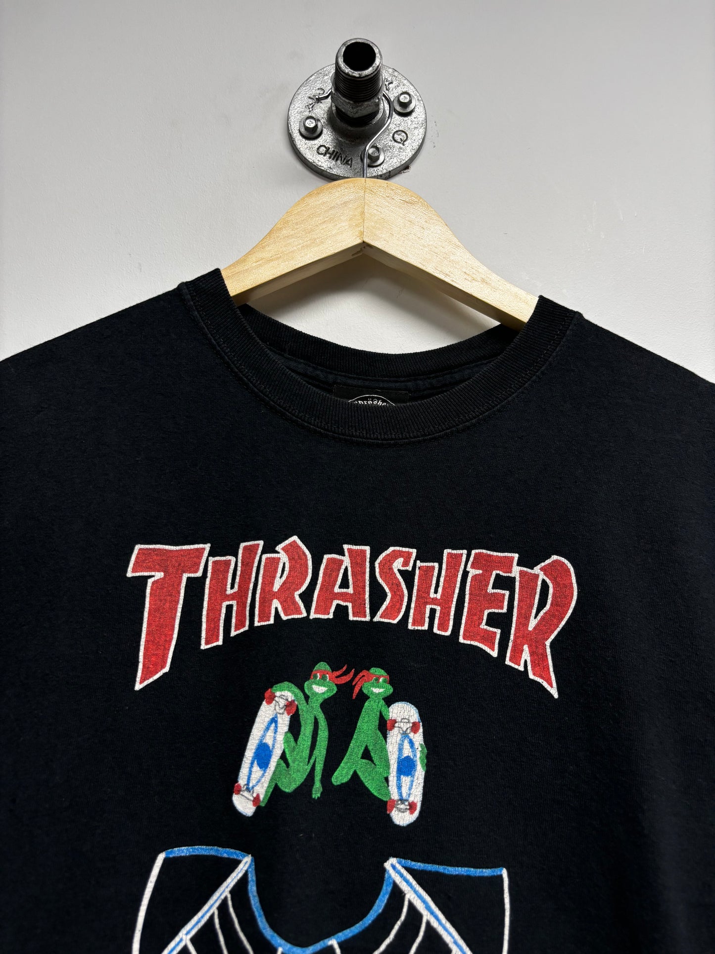 THRASHER WOMENS BABY TEE (S)
