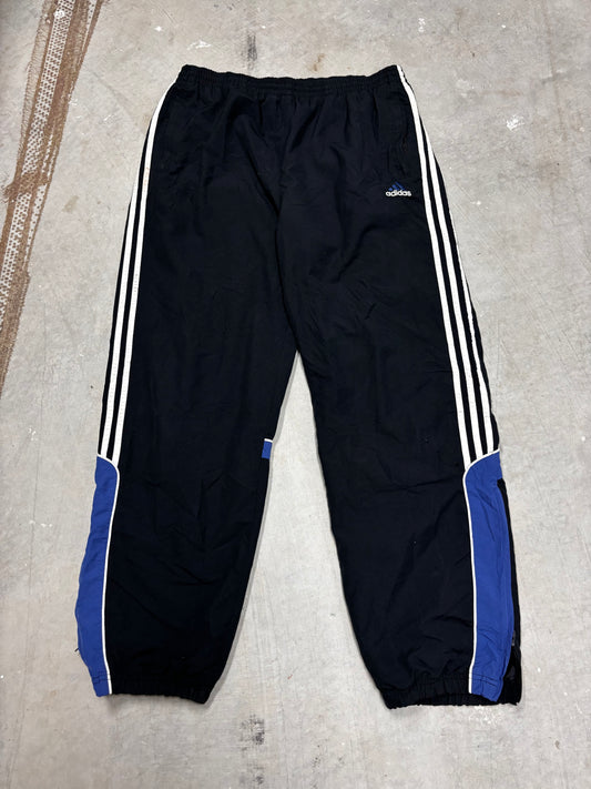 VINTAGE ADIDAS TRACKPANTS (L)